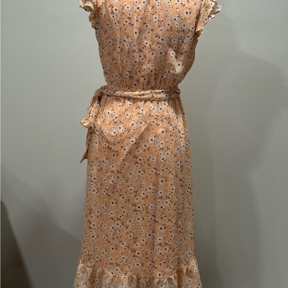 Lc Lauren Conrad Women’s Peach Floral Short Sleeve Dress Size XS - Picture 4 of 4
